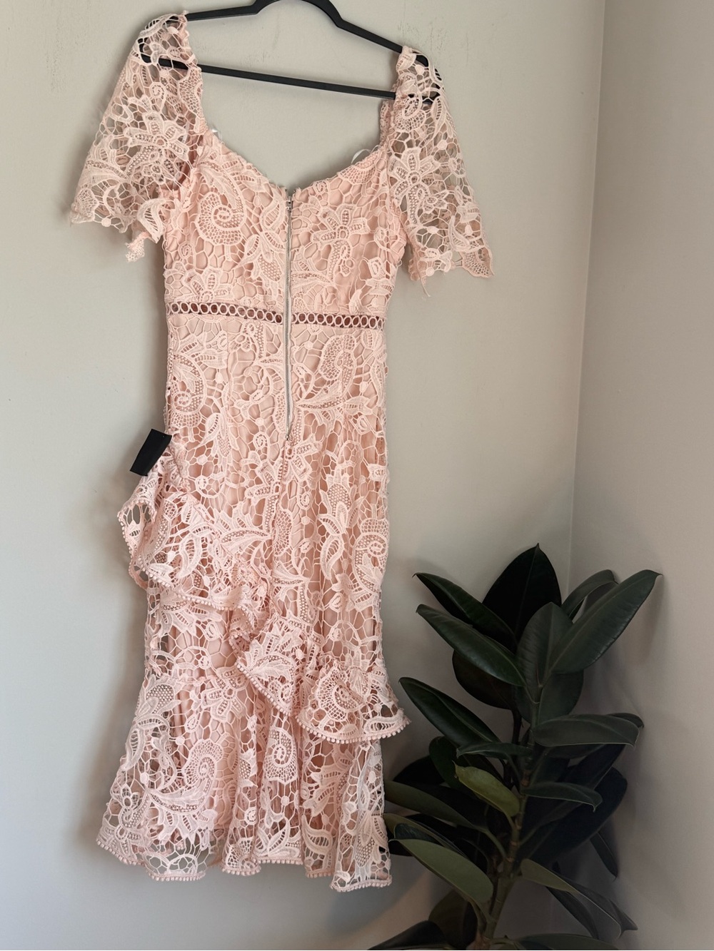 Lulus Blush Pink Lace Mermaid Midi Dress NWT Size Medium - Picture 3 of 7